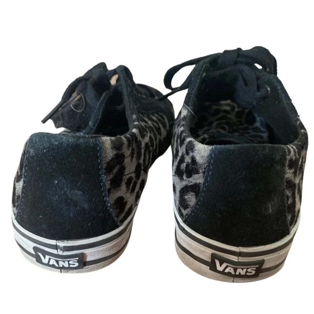 Vans Classic Velvet Animal Print Black Athletic Low Sneaker